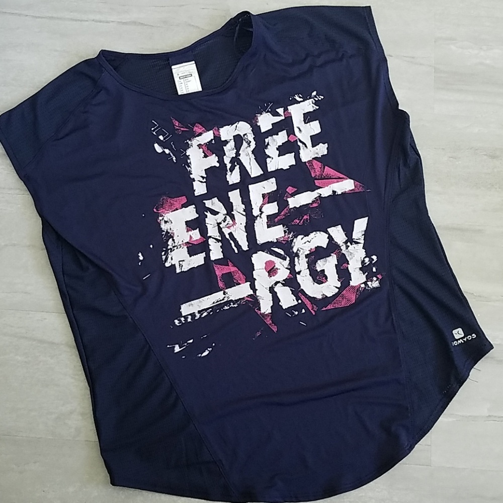 ❗SALE 3for10❗DOMYOS Sweat wicking top Size S